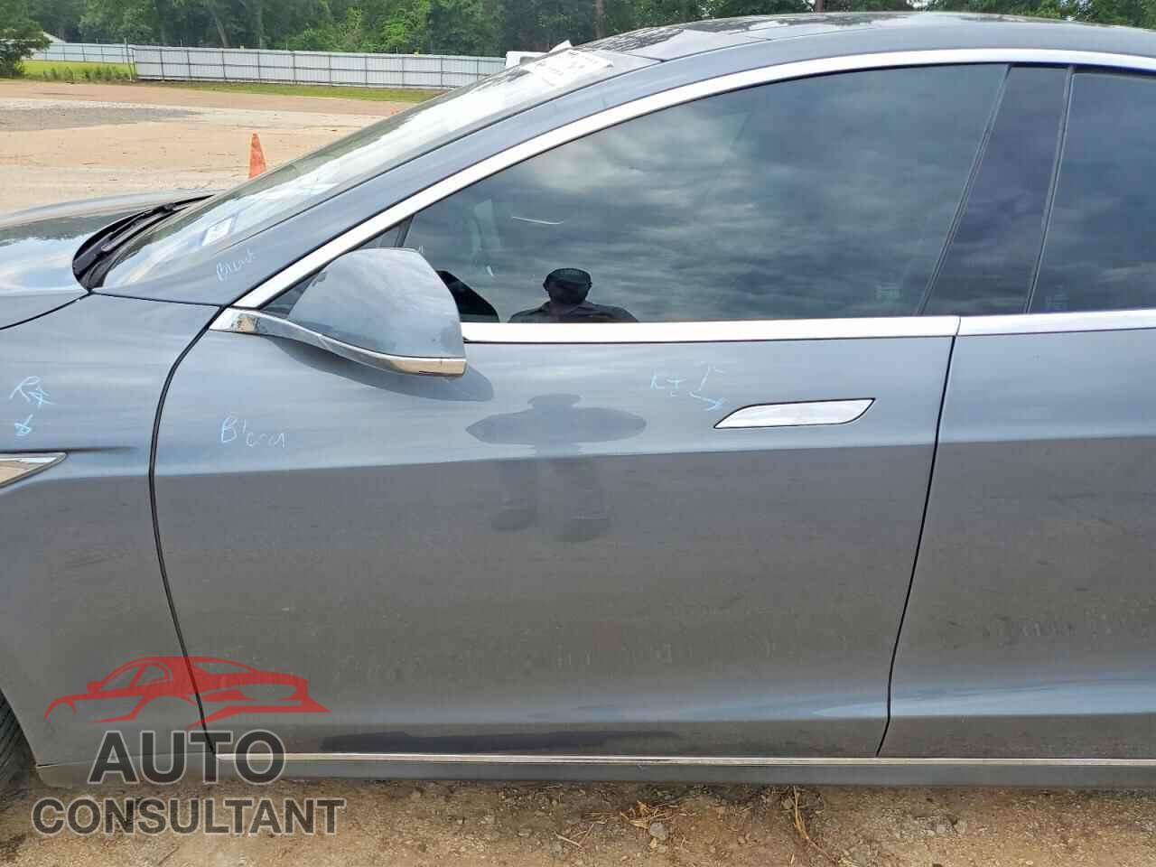 TESLA MODEL S 2014 - 5YJSA1H11EFP32154