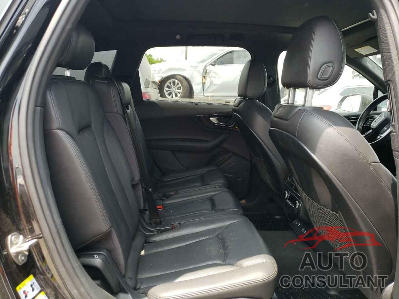 AUDI Q7 2017 - WA1LAAF71HD027016