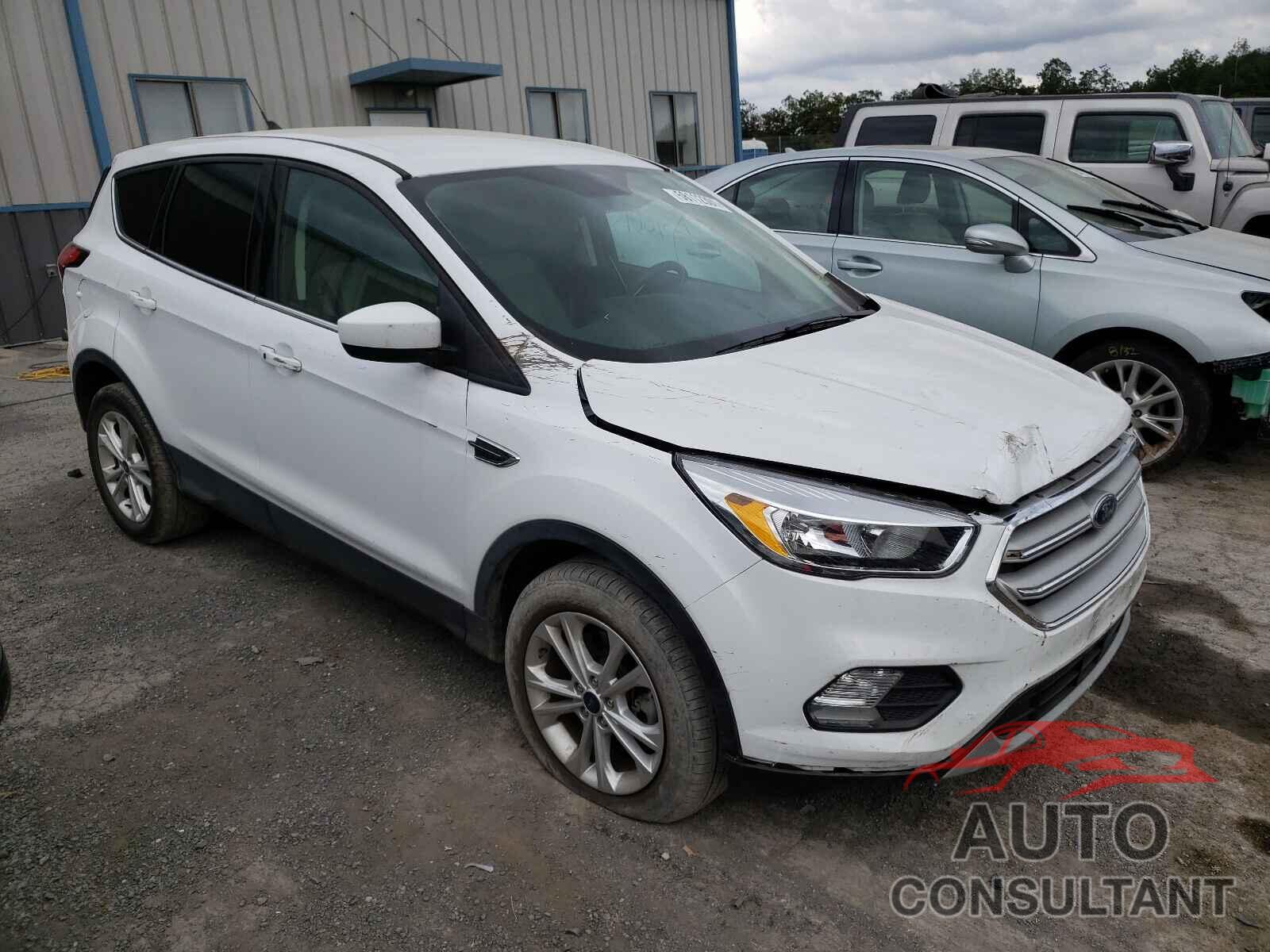FORD ESCAPE 2019 - 1FMCU9GD5KUC21230