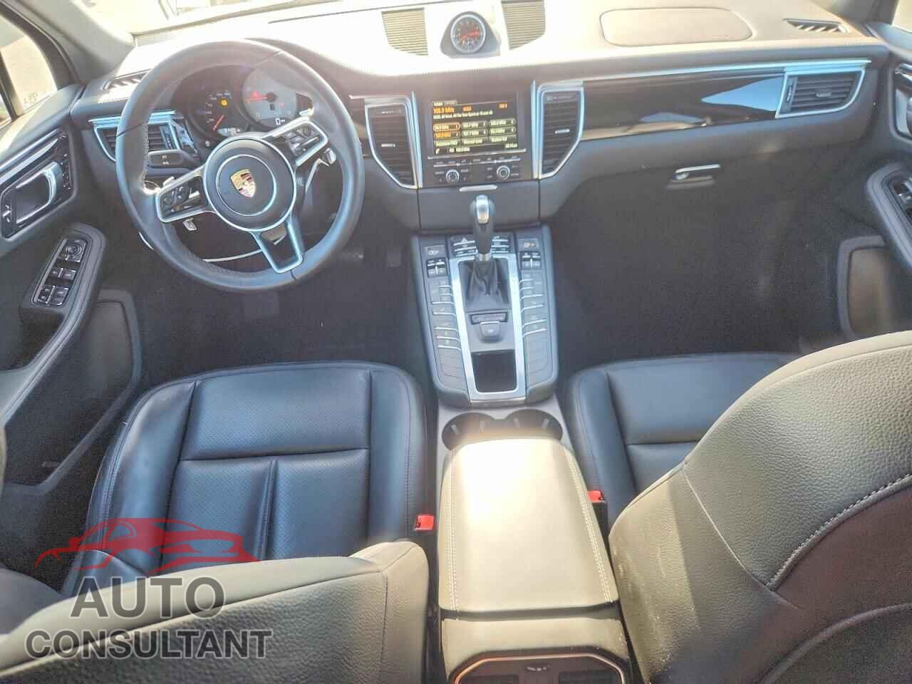 PORSCHE MACAN 2016 - WP1AB2A5XGLB50712