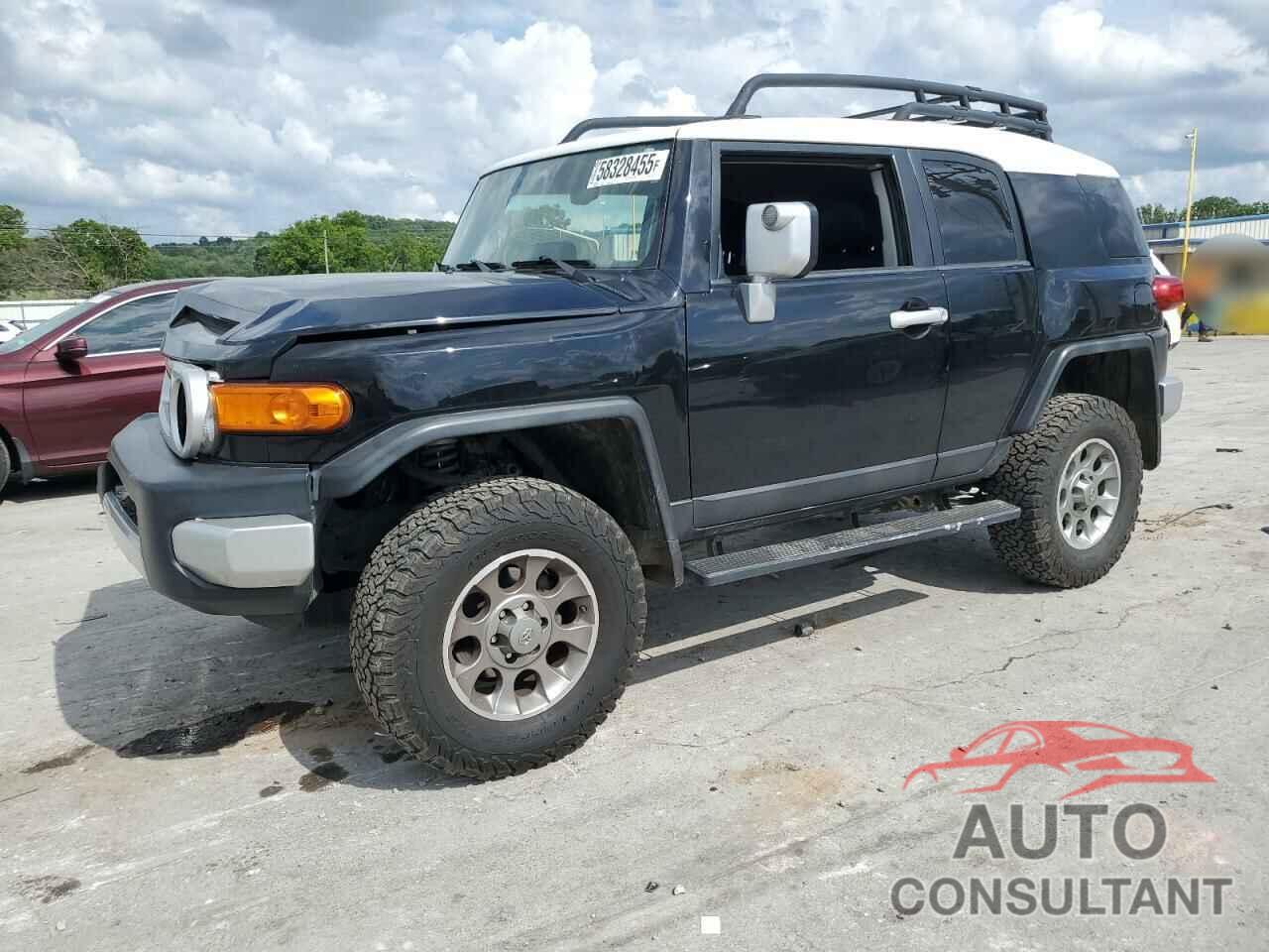 TOYOTA FJ CRUISER 2013 - JTEBU4BF2DK172882