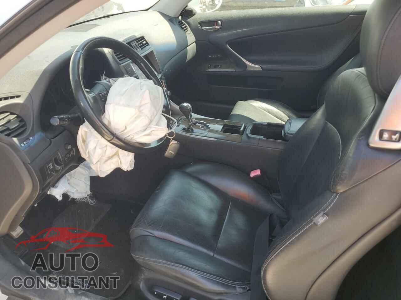 LEXUS IS 2010 - JTHFE2C21A2501066