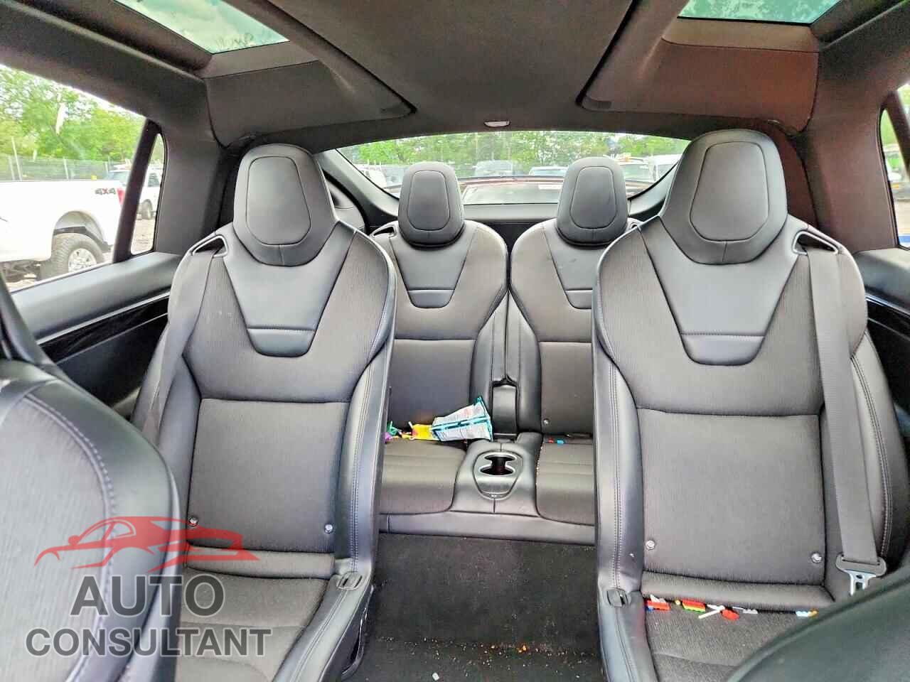 TESLA MODEL X 2017 - 5YJXCBE20HF057677