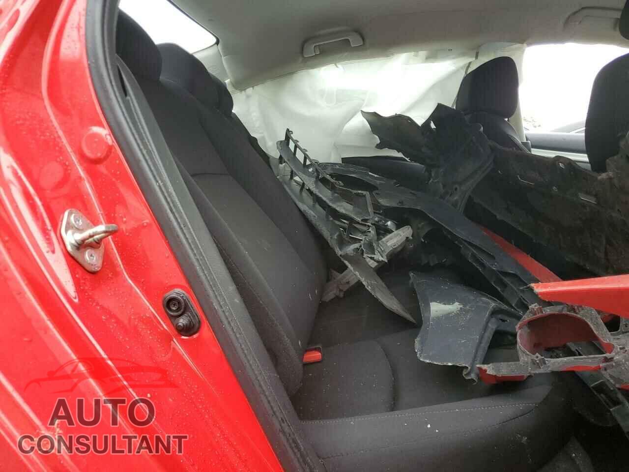HONDA CIVIC 2017 - 2HGFC2F59HH526863