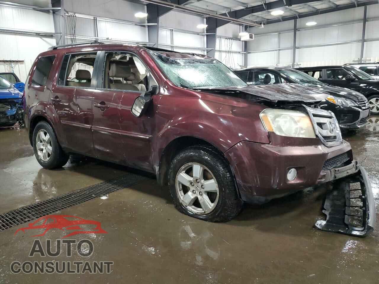 HONDA PILOT 2011 - 5FNYF4H60BB010095