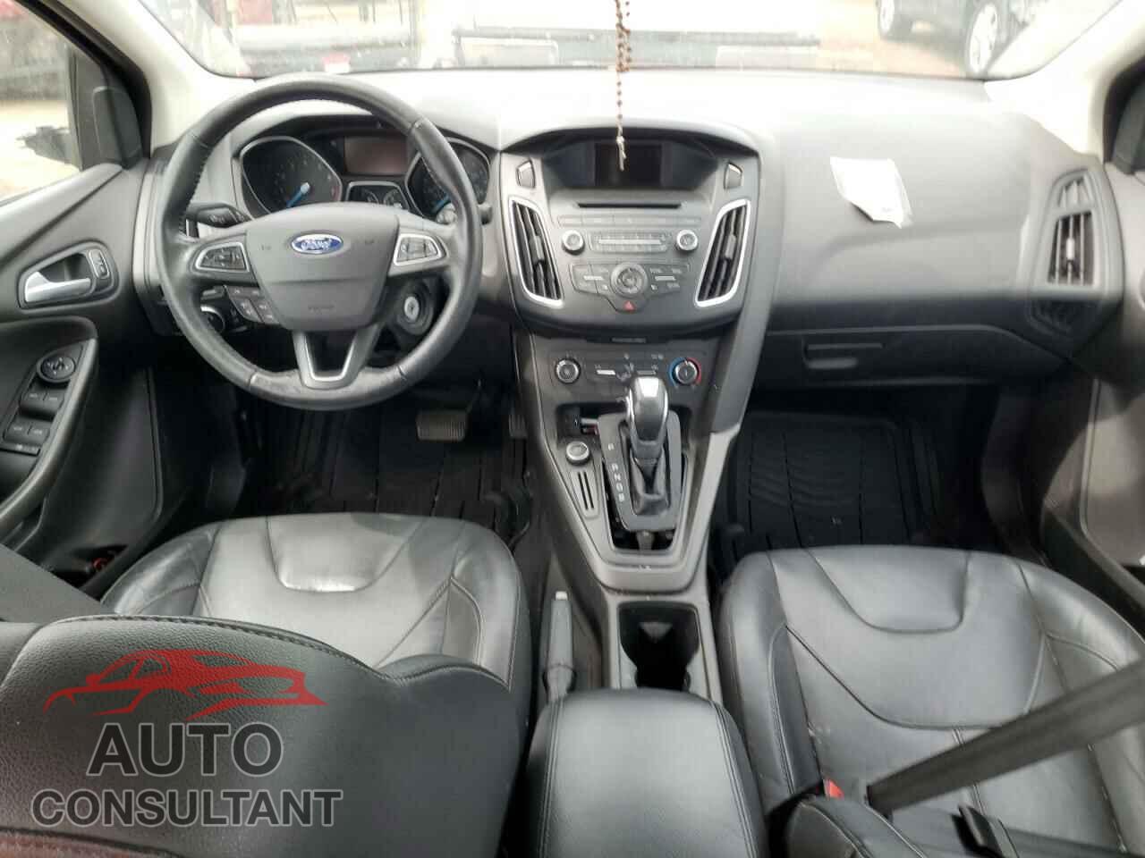 FORD FOCUS 2016 - 1FADP3F22GL235697
