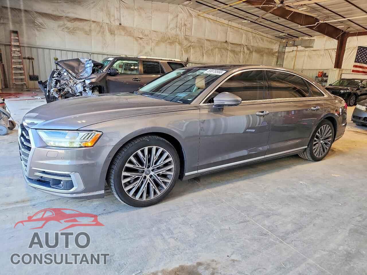 AUDI A8 2019 - WAU8DAF85KN019138