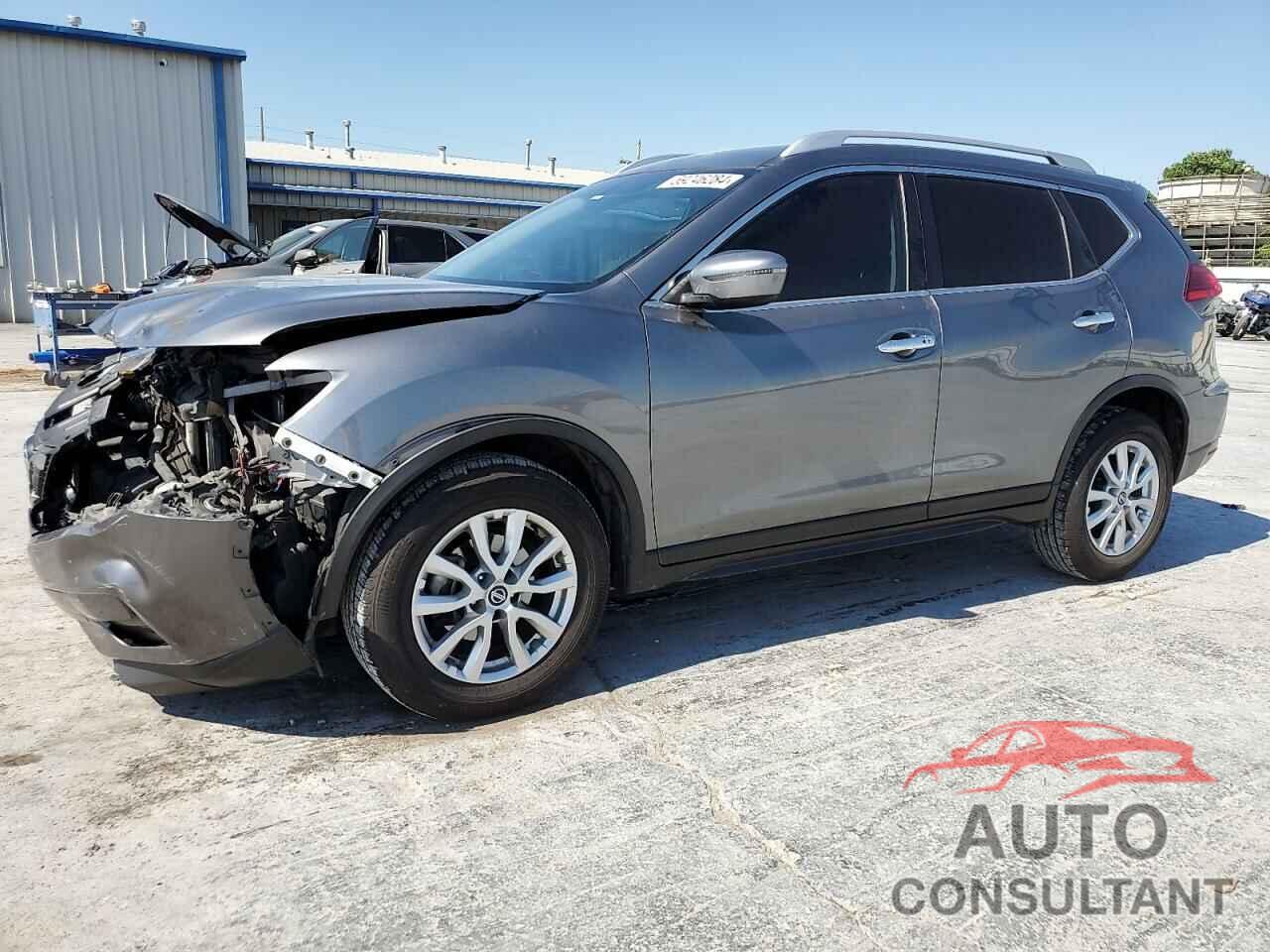 NISSAN ROGUE 2017 - KNMAT2MV6HP556037