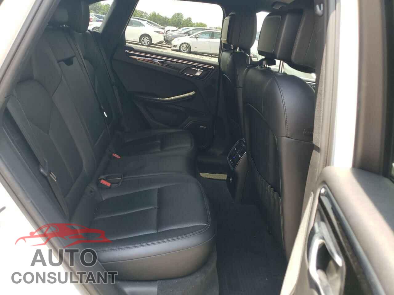 PORSCHE MACAN 2017 - WP1AB2A57HLB12372
