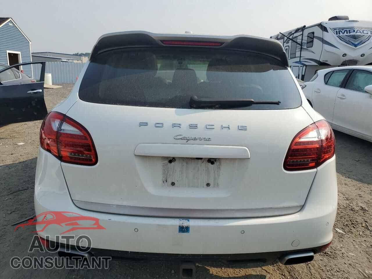 PORSCHE CAYENNE 2014 - WP1AA2A21ELA97033