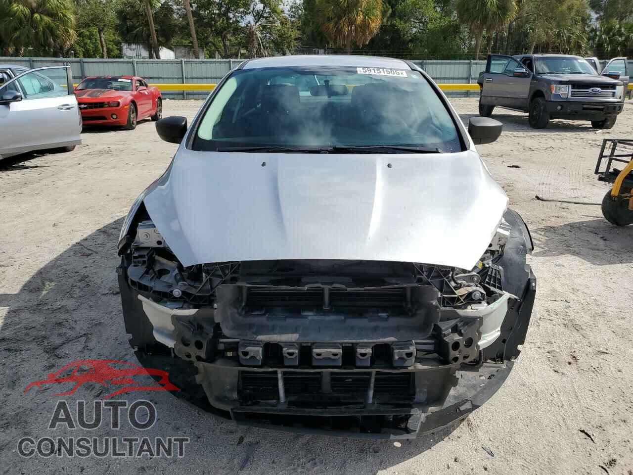 FORD FOCUS 2015 - 1FADP3E27FL322947