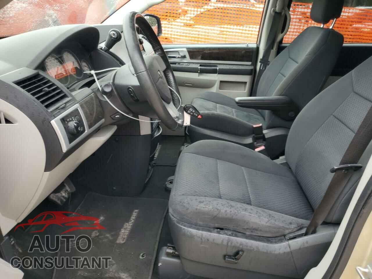 DODGE CARAVAN 2010 - 2D4RN5D13AR369132