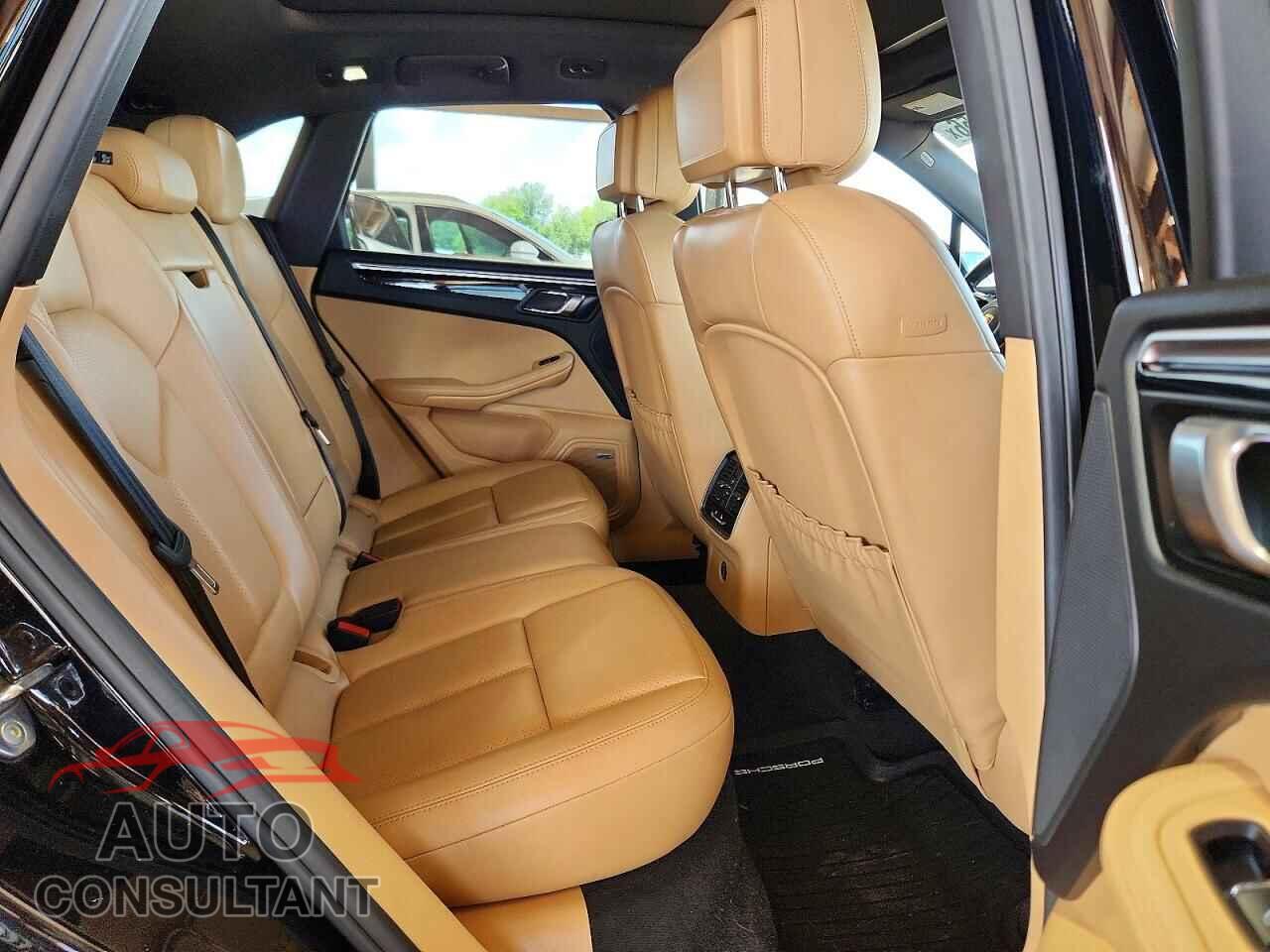 PORSCHE MACAN 2018 - WP1AB2A59JLB40258