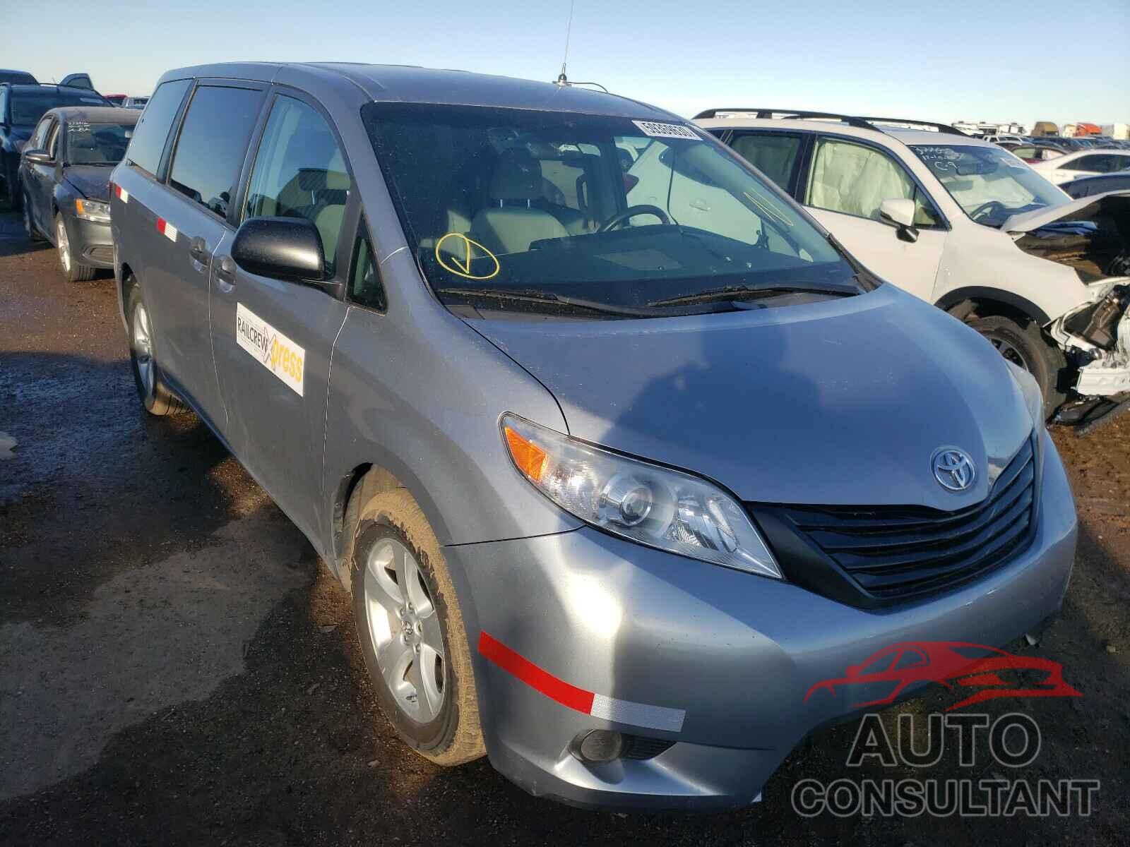 TOYOTA SIENNA 2017 - 5TDZZ3DCXHS807556