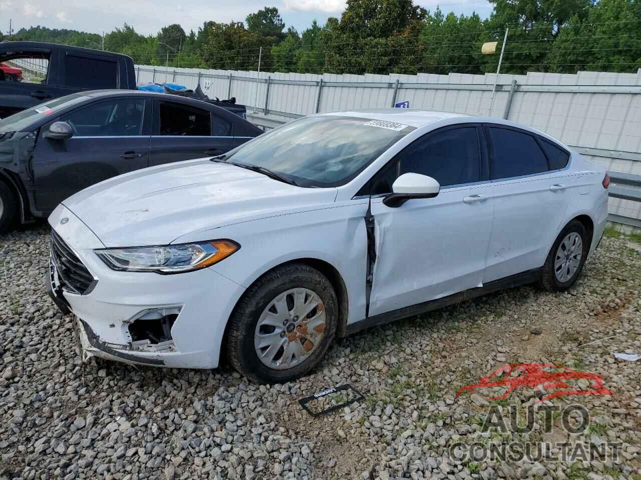 FORD FUSION 2020 - 3FA6P0G74LR218901