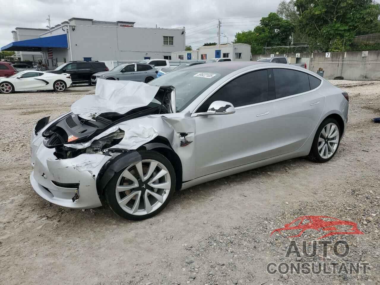 TESLA MODEL 3 2018 - 5YJ3E1EA0JF013517