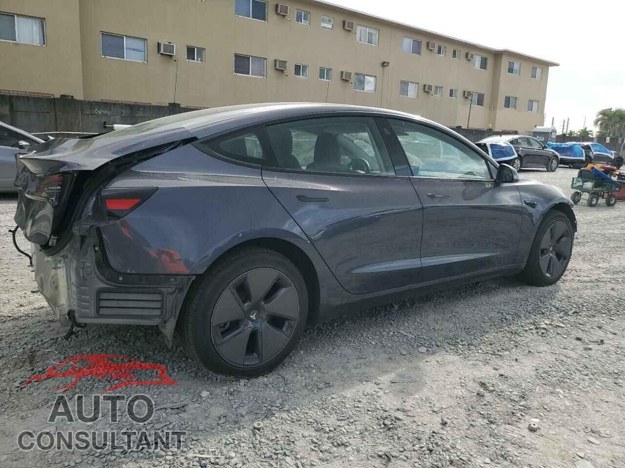 TESLA MODEL 3 2023 - 5YJ3E1EA3PF690103