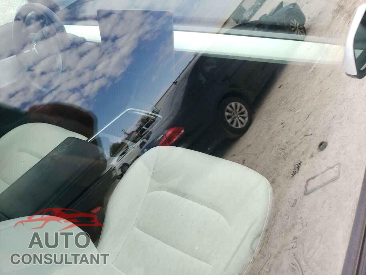 TESLA MODEL 3 2021 - 5YJ3E1EA6MF915626