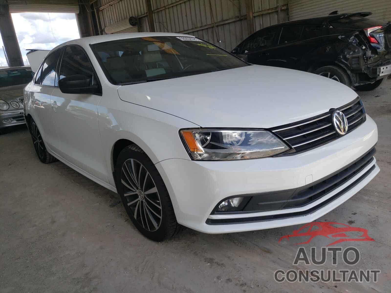 VOLKSWAGEN JETTA 2016 - 3VWD17AJ7GM225860