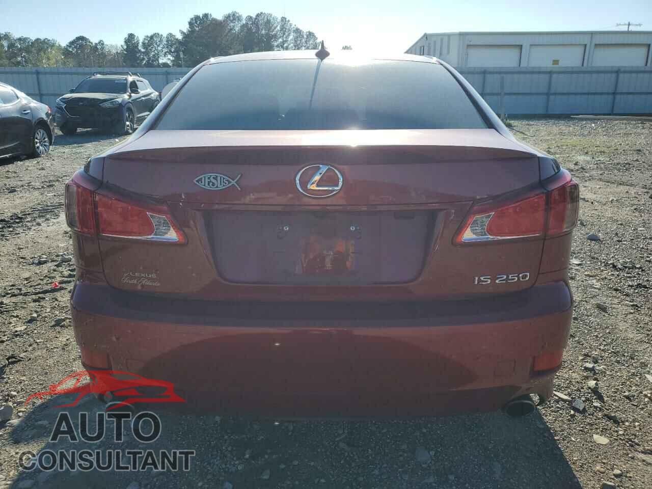 LEXUS IS 2011 - JTHBF5C20B5137428
