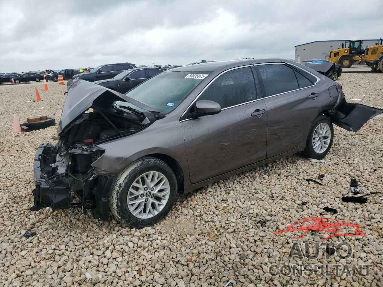 TOYOTA CAMRY 2016 - 4T4BF1FK0GR529698