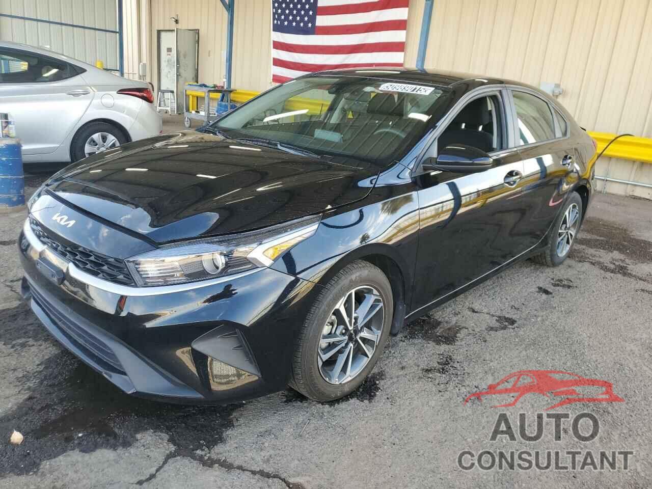 KIA FORTE 2023 - 3KPF24AD0PE555111