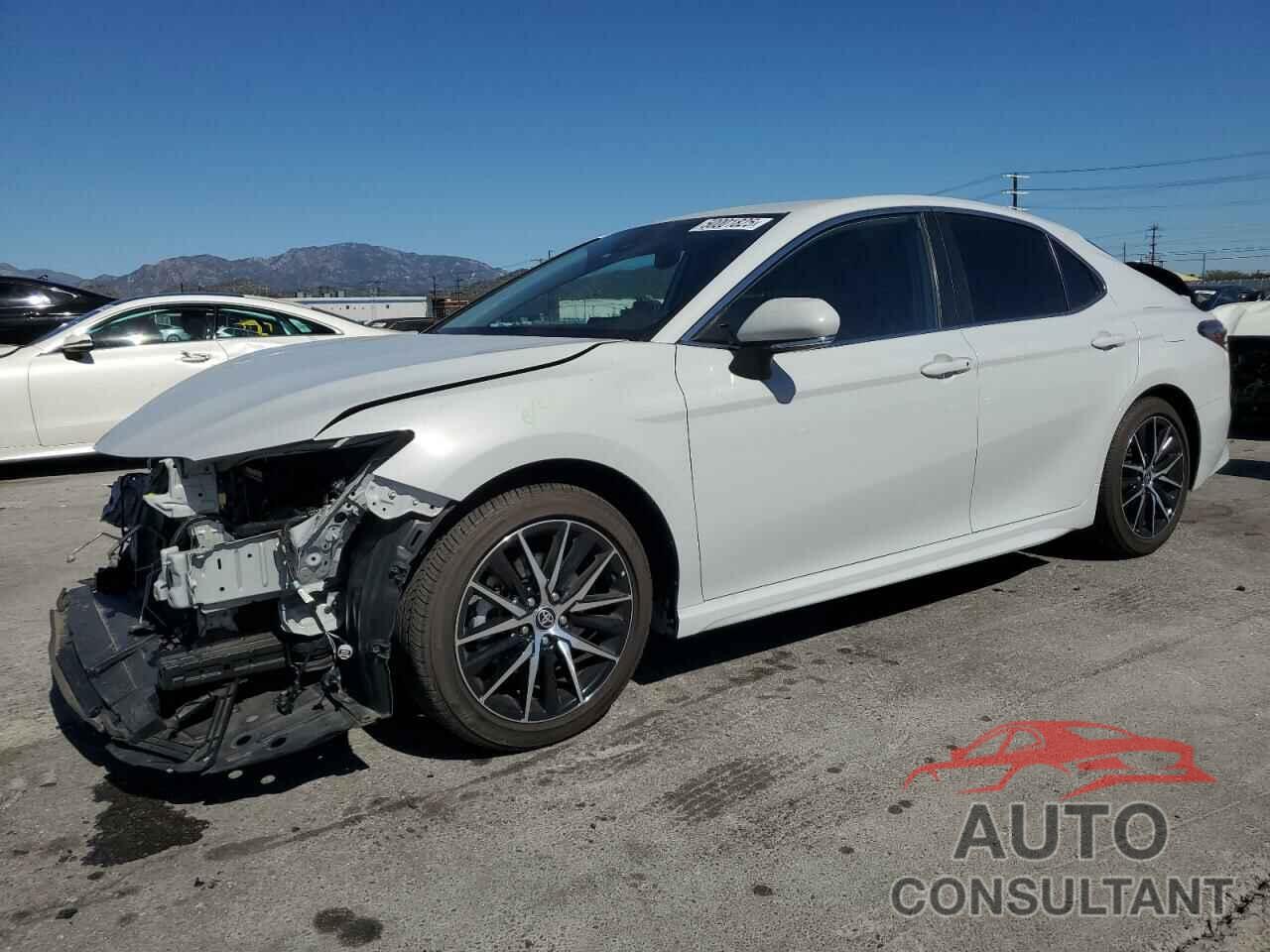 TOYOTA CAMRY 2023 - 4T1G11AK4PU131156