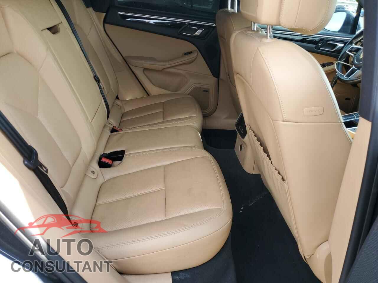 PORSCHE MACAN 2017 - WP1AA2A52HLB07258
