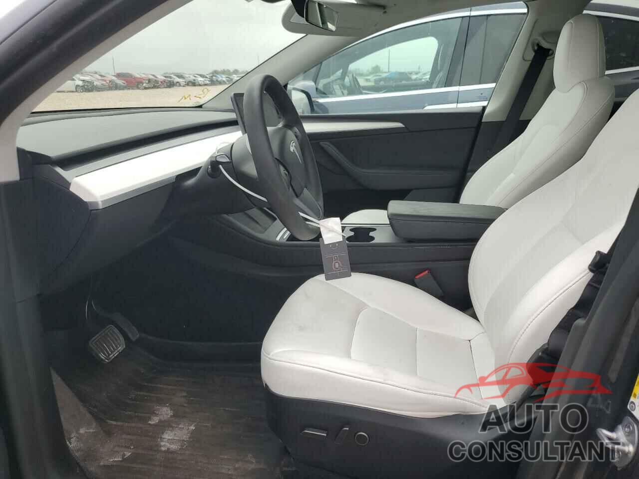 TESLA MODEL Y 2023 - 7SAYGAEE0PF890667