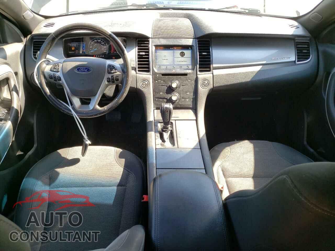 FORD TAURUS 2016 - 1FAHP2E80GG138069