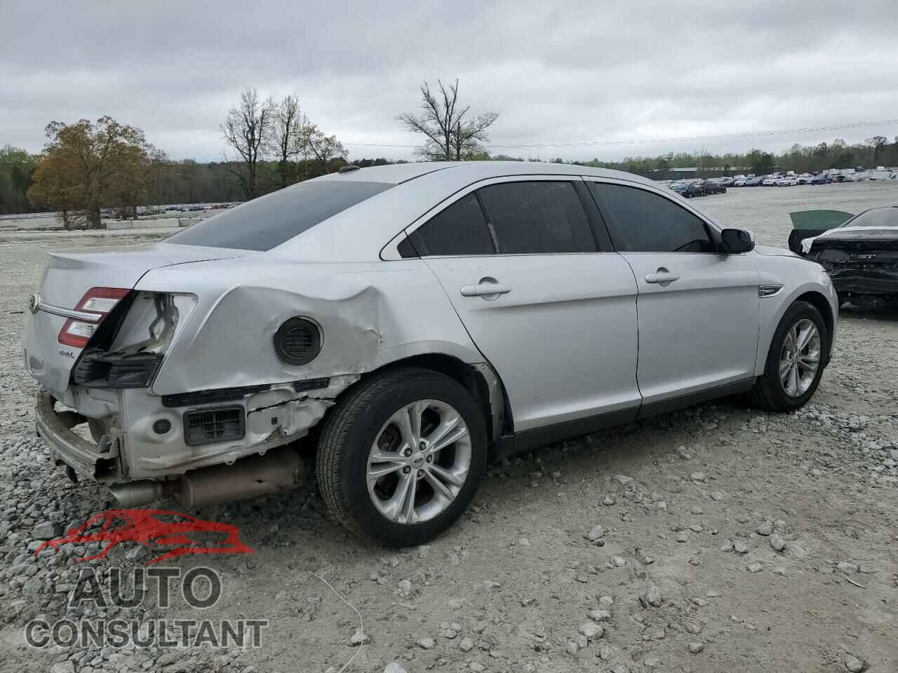 FORD TAURUS 2013 - 1FAHP2E85DG156482