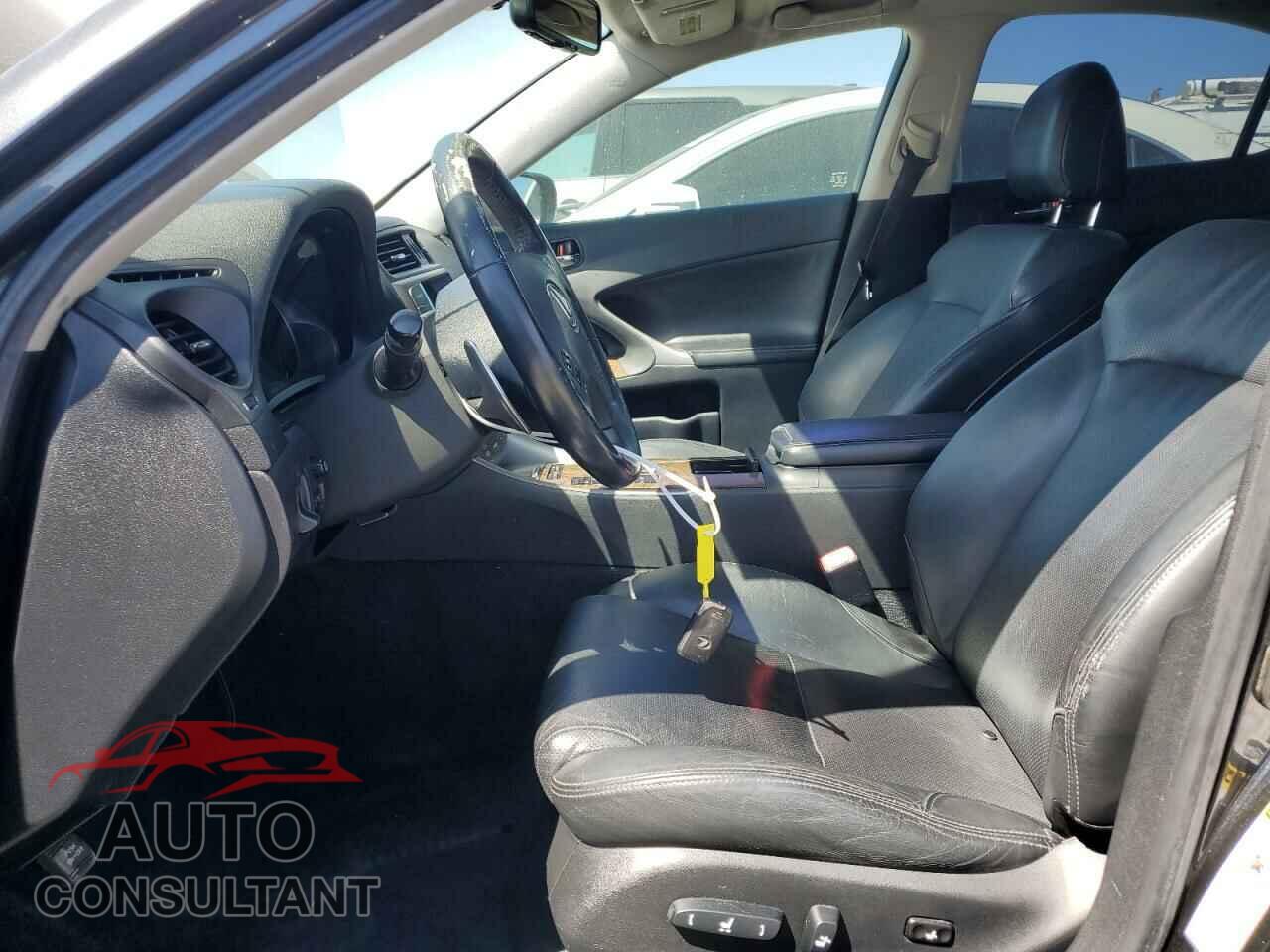 LEXUS IS 2009 - JTHBK262795104264