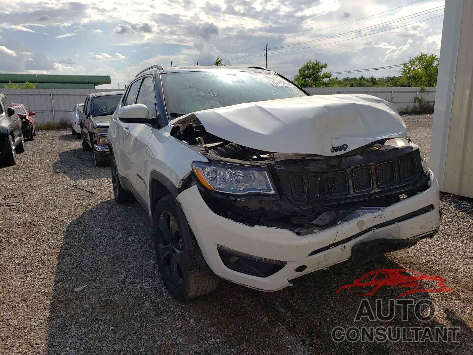 JEEP COMPASS 2018 - 3C4NJCBB8JT300232