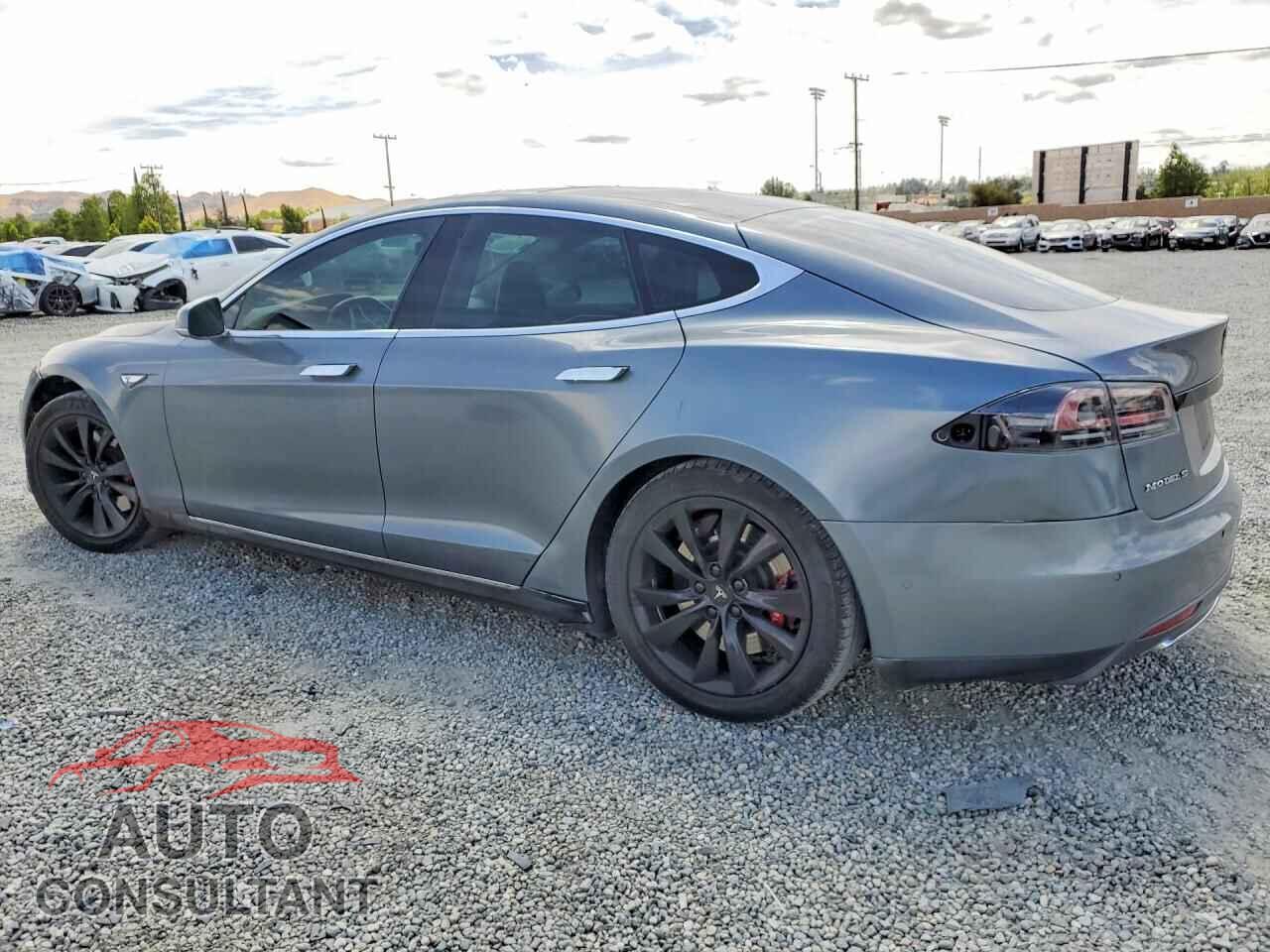 TESLA MODEL S 2013 - 5YJSA1CN4DFP27183