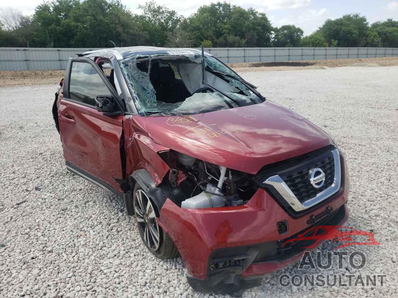 NISSAN KICKS 2018 - 3N1CP5CU7JL511412