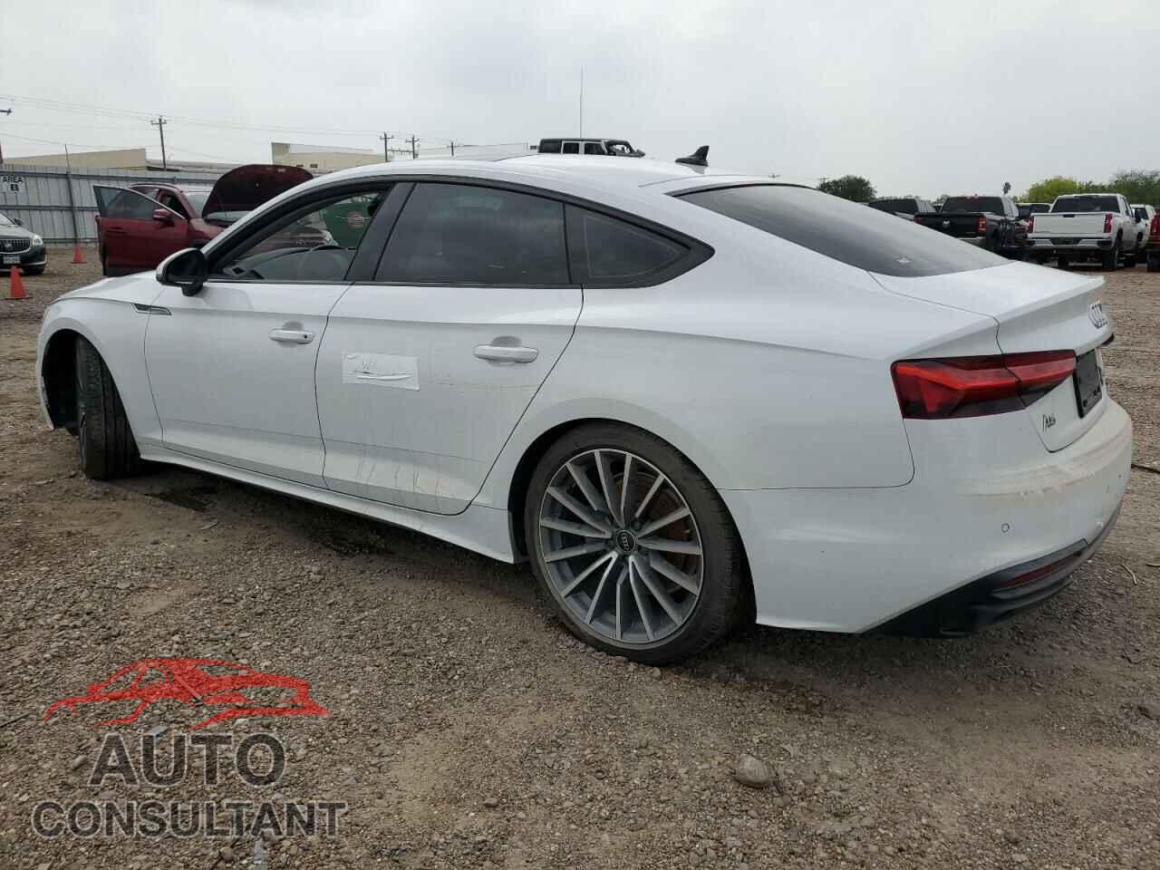 AUDI A5 2022 - WAUCBCF58NA027585