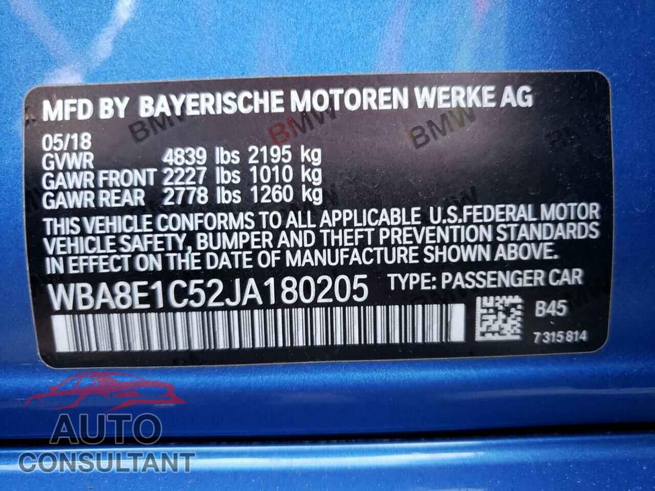 BMW 3 SERIES 2018 - WBA8E1C52JA180205