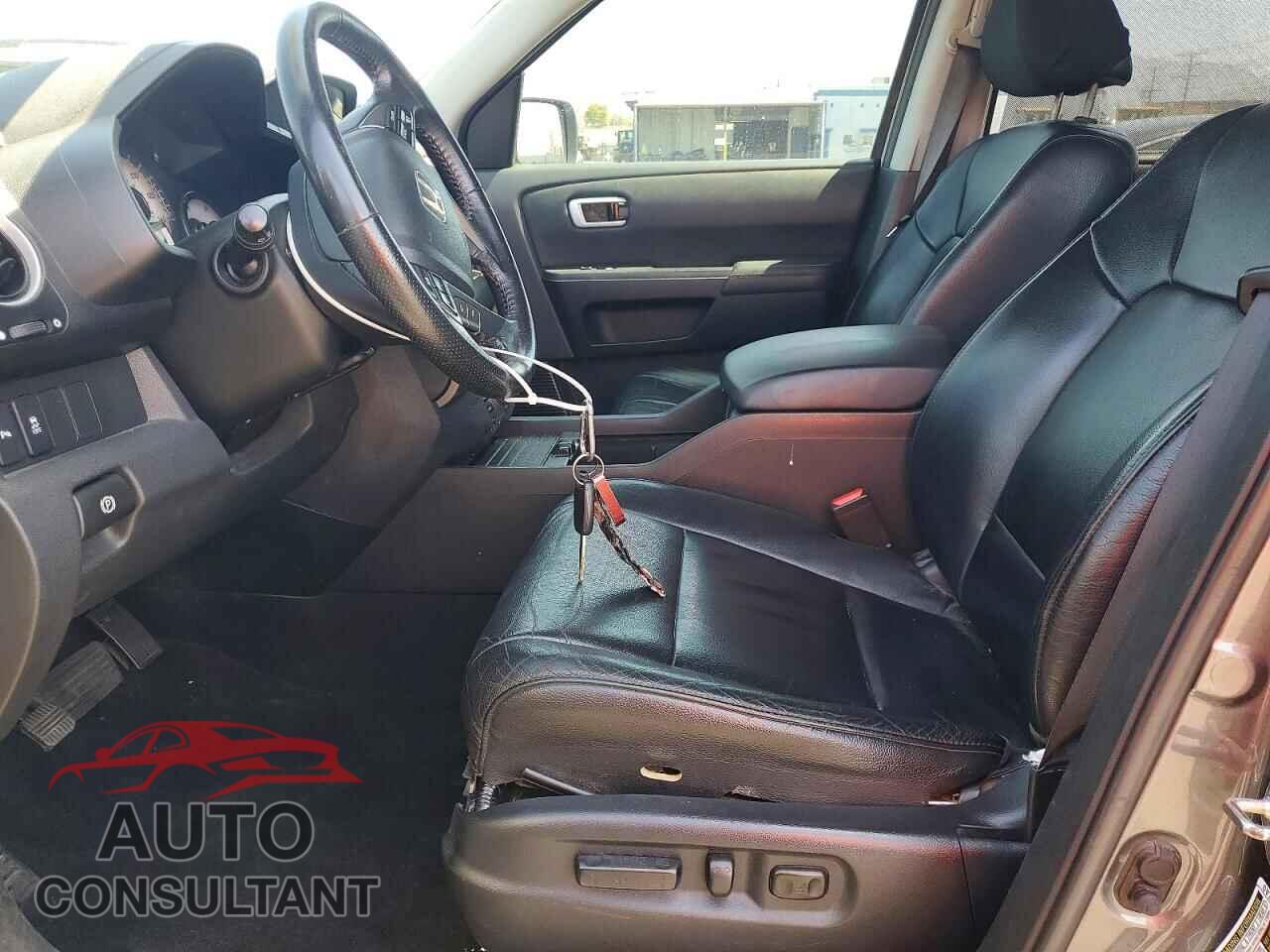 HONDA PILOT 2013 - 5FNYF4H97DB026999