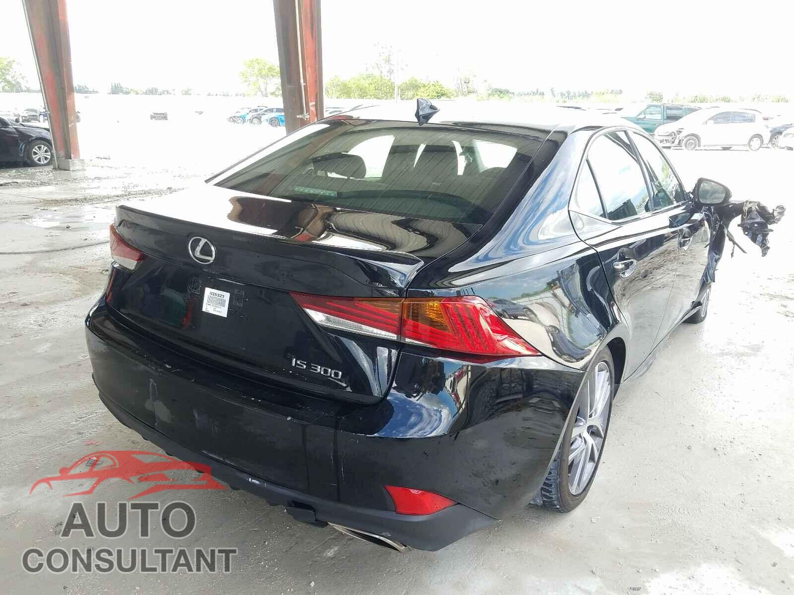 LEXUS IS 2018 - JTHBA1D20J5067174