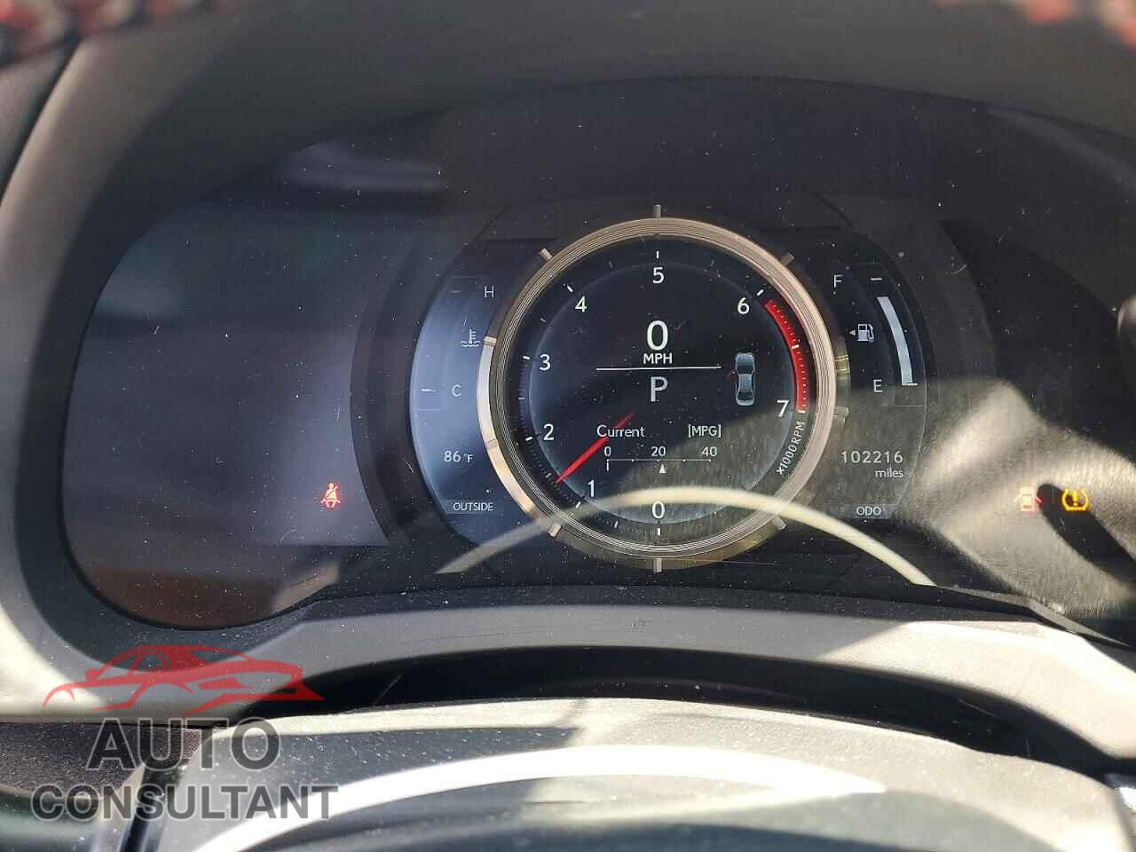 LEXUS IS 2016 - JTHBA1D27G5016845