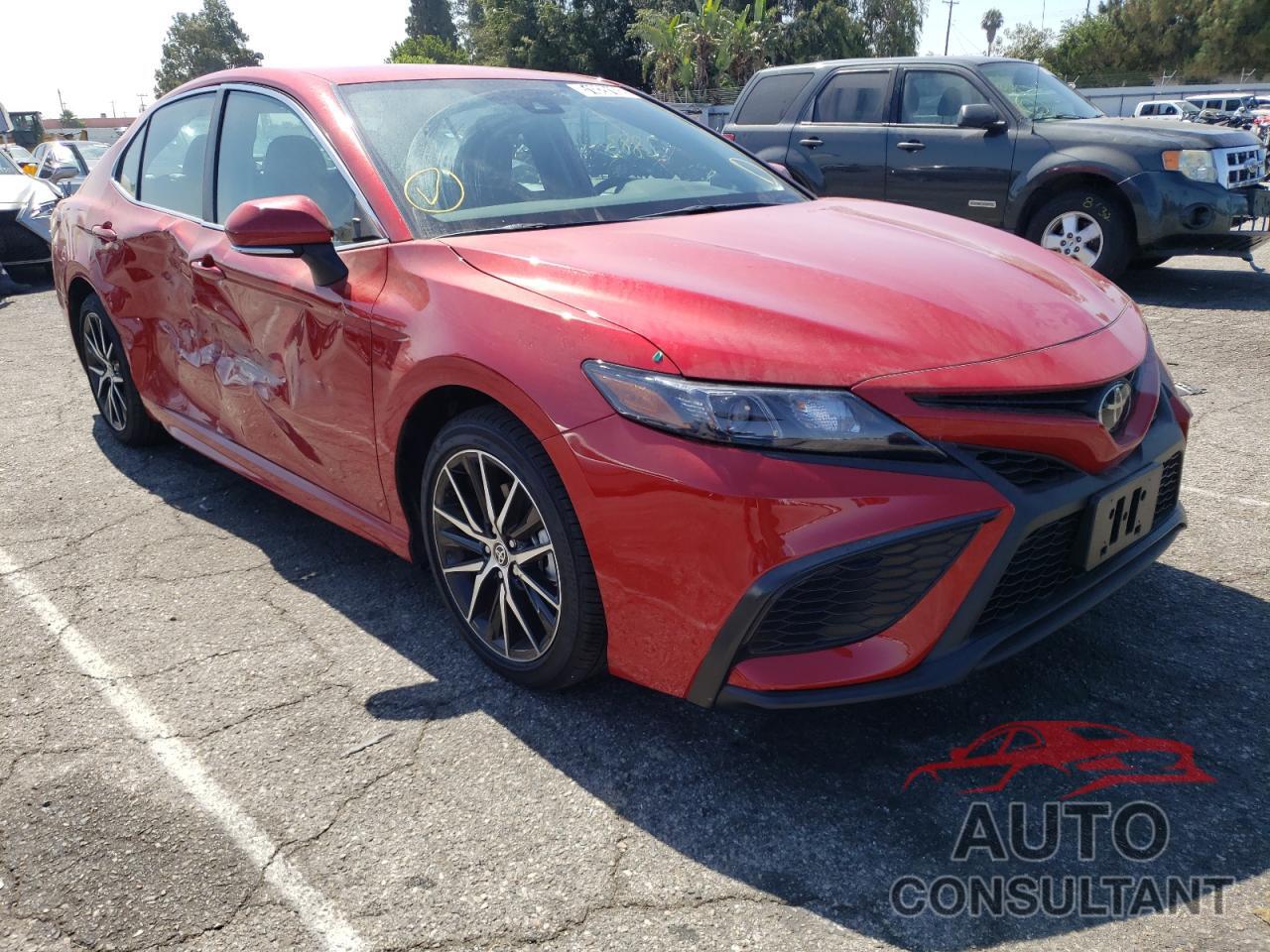 TOYOTA CAMRY 2022 - 4T1G11AK7NU036068