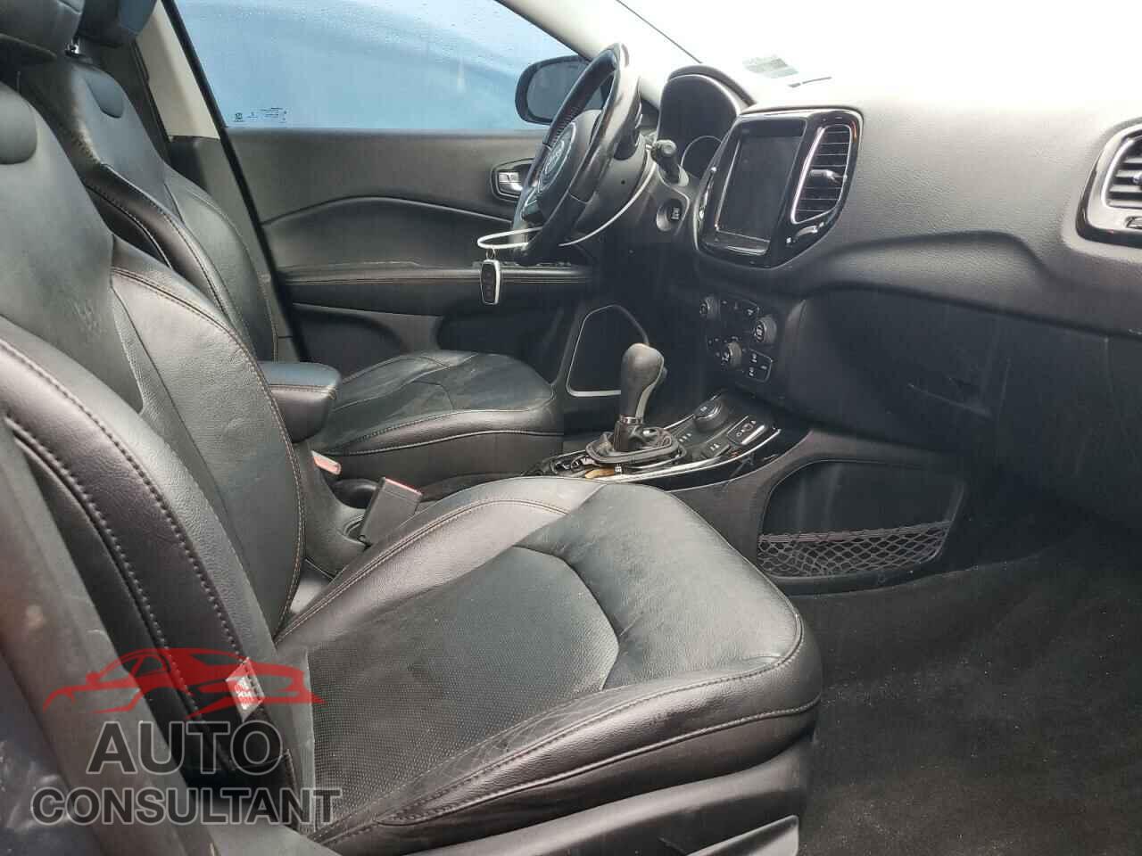 JEEP COMPASS 2018 - 3C4NJDCB2JT180867