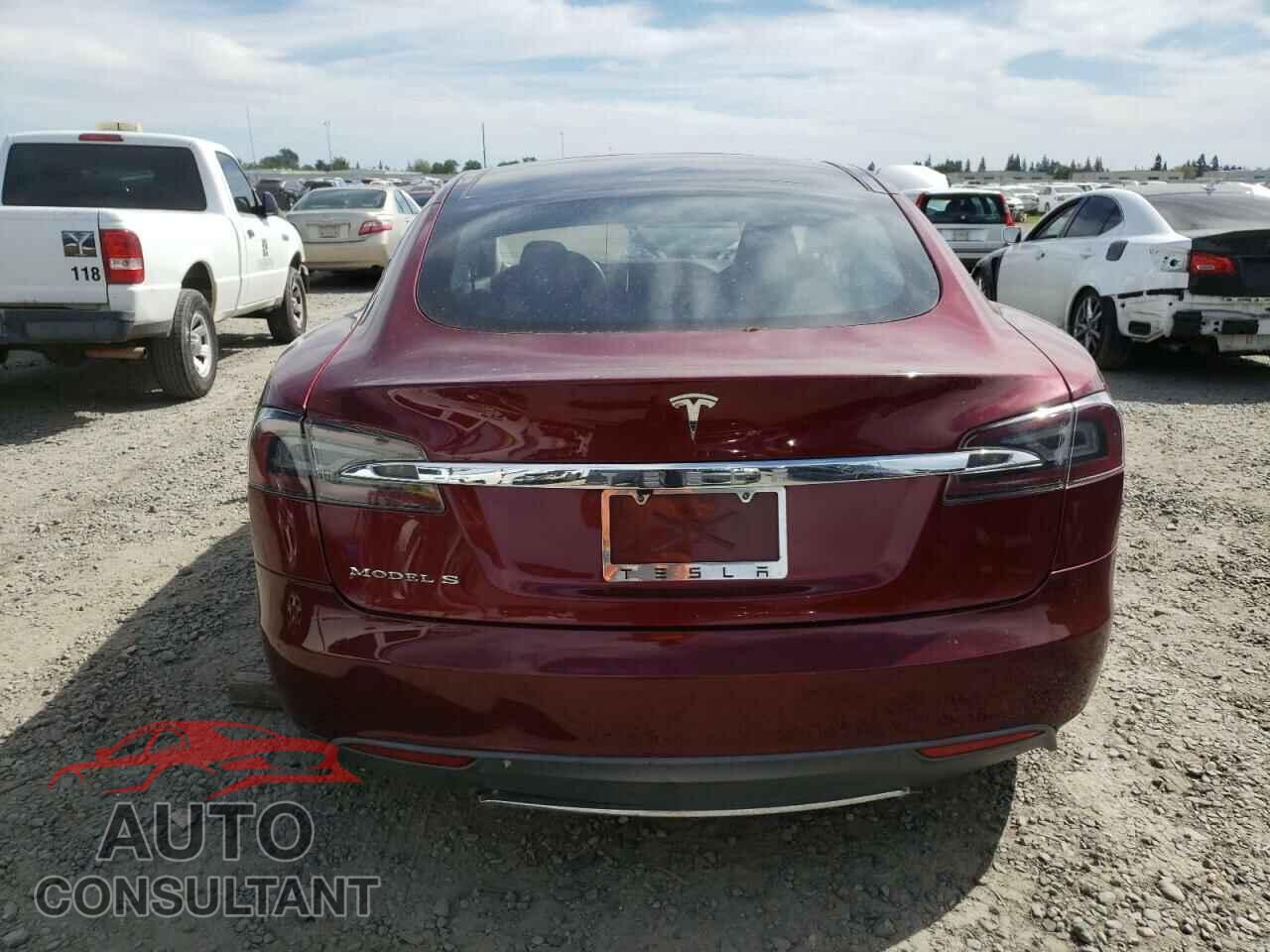 TESLA MODEL S 2012 - 5YJSA1DP9CFS00626
