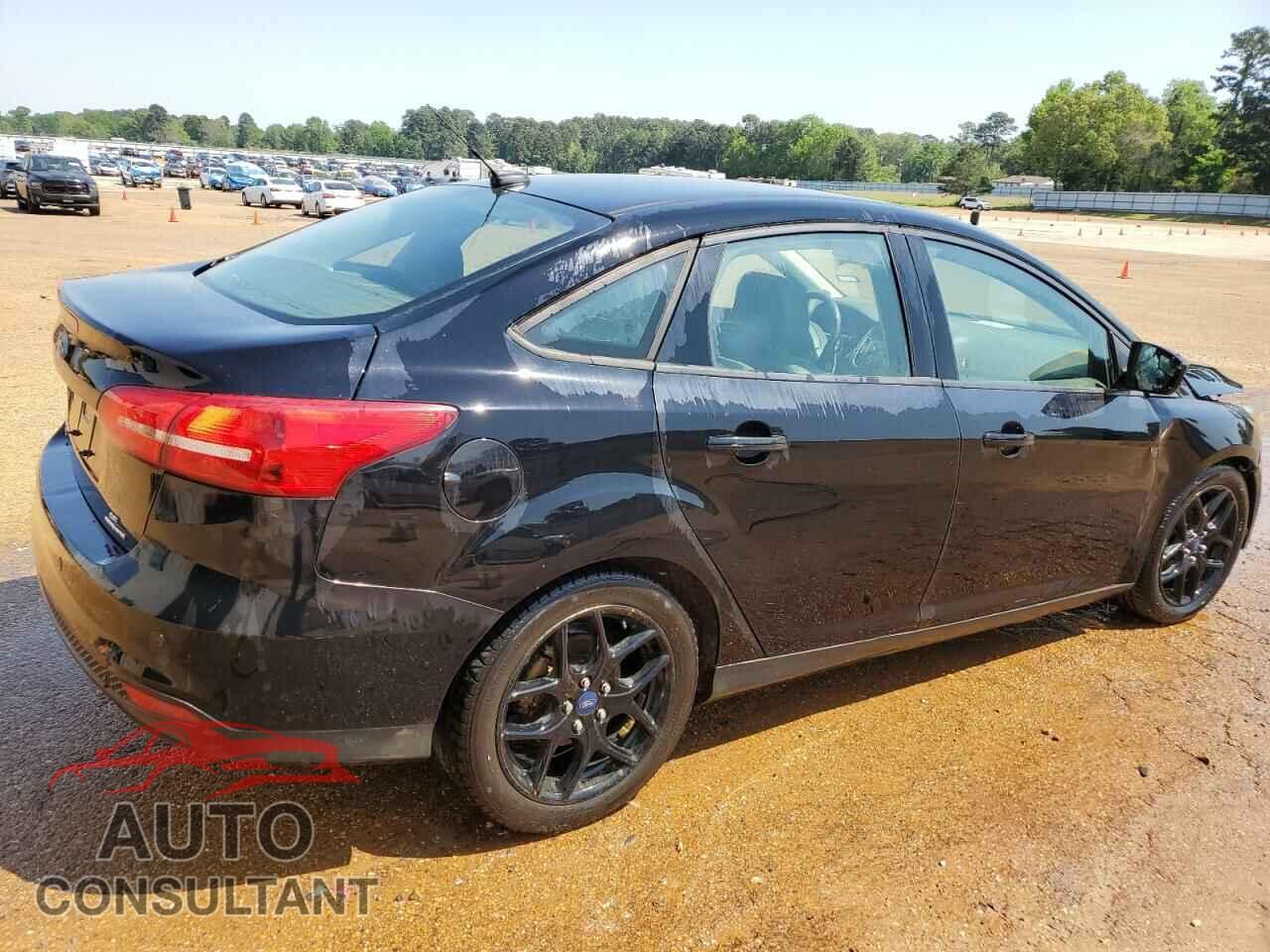 FORD FOCUS 2016 - 1FADP3F23GL262519