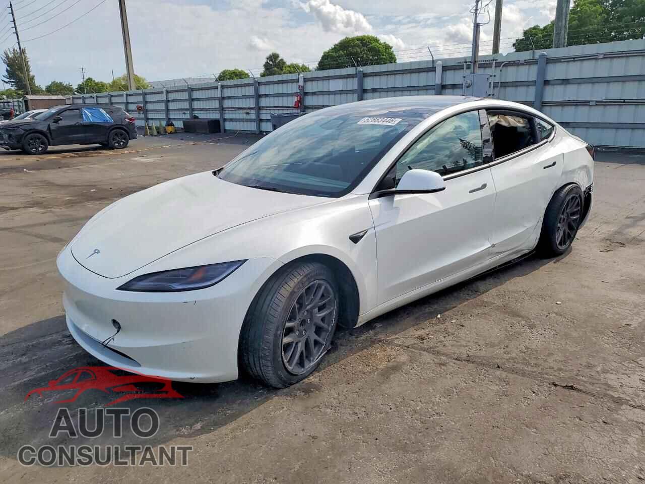 TESLA MODEL 3 2024 - 5YJ3E1EA5RF749672