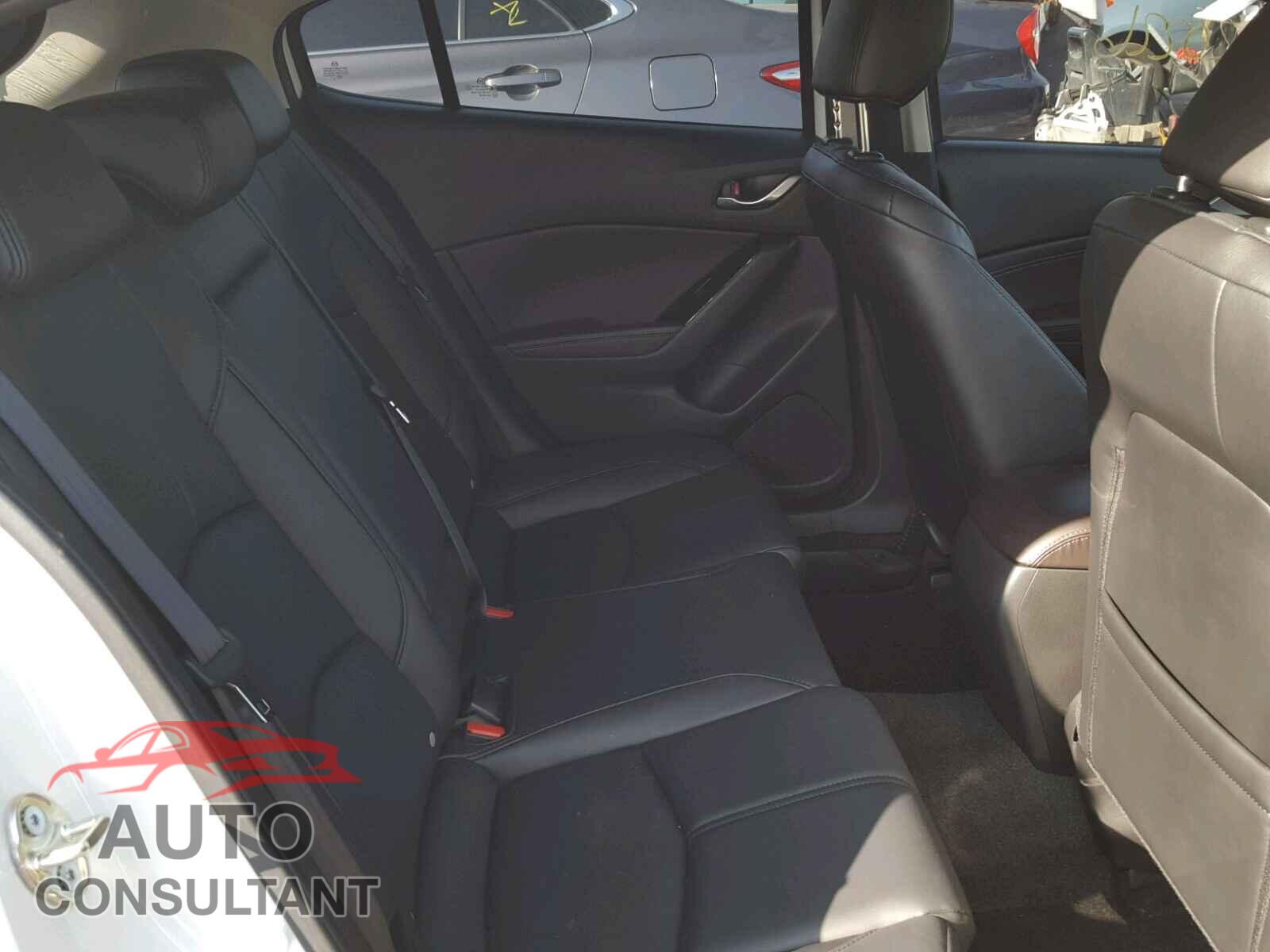 MAZDA 3 2017 - JM1BN1L32H1124802