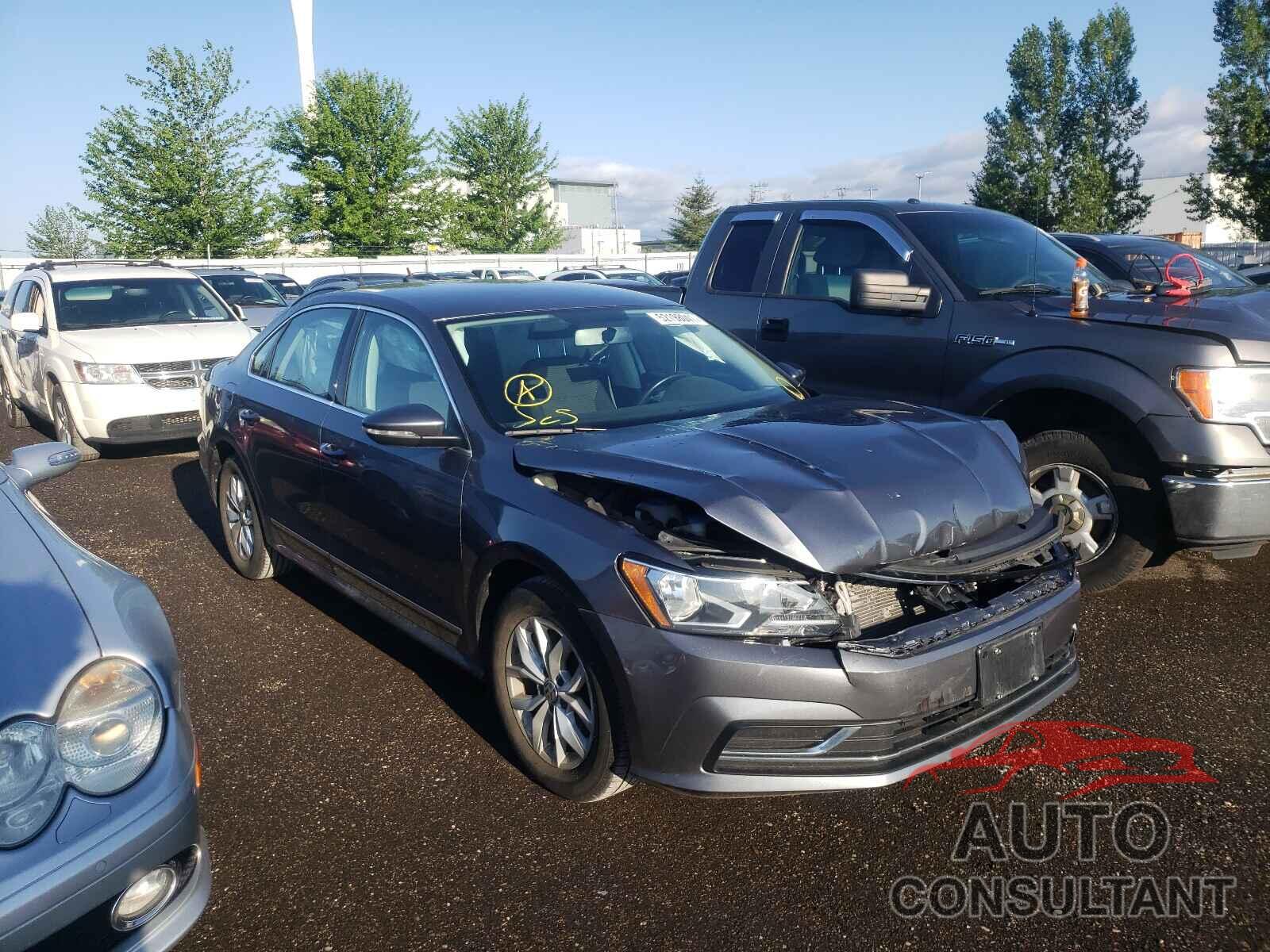 VOLKSWAGEN PASSAT 2017 - 1VWAT7A3XHC002052