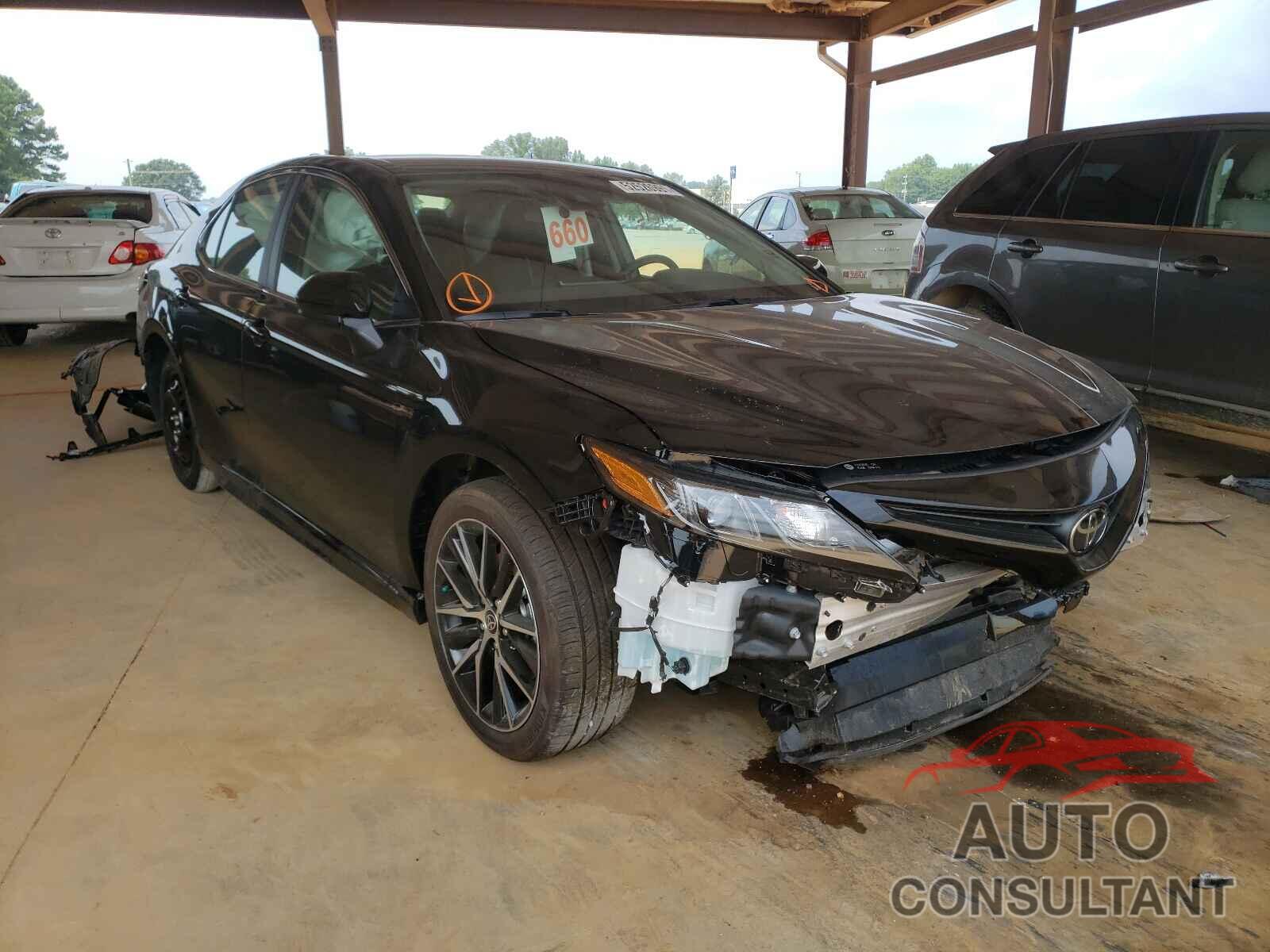 TOYOTA CAMRY 2021 - 4T1G11AK9MU579517