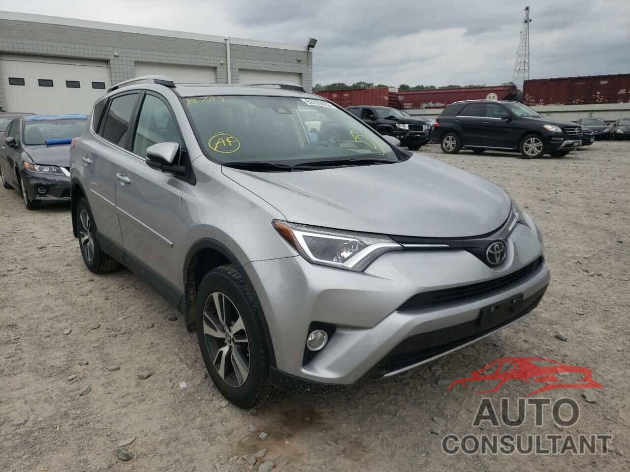TOYOTA RAV4 2017 - 2T3RFREV7HW559650