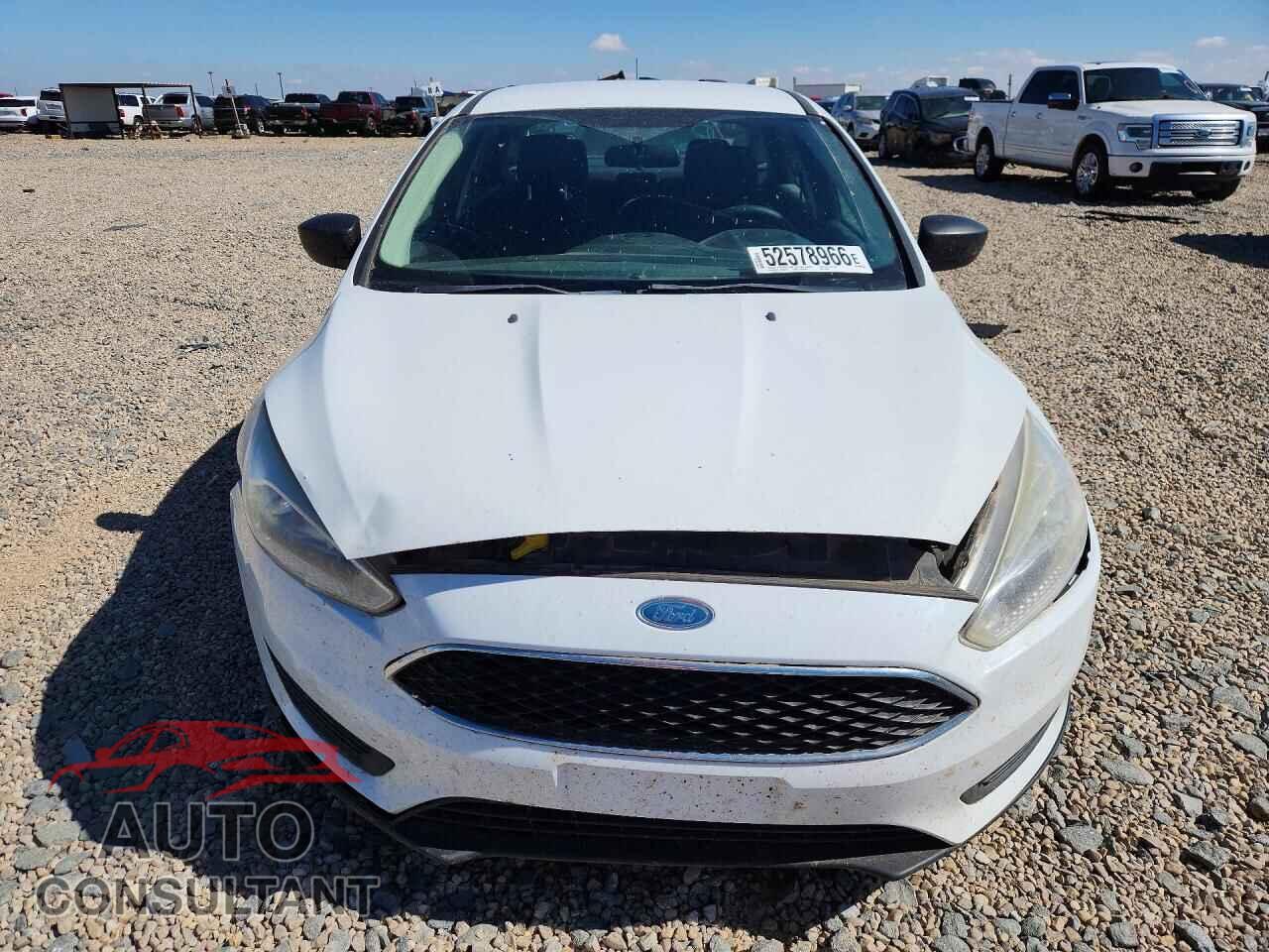 FORD FOCUS 2016 - 1FADP3E29GL228554